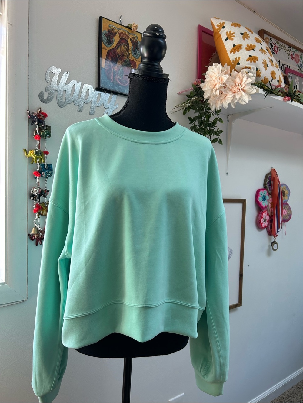 lululemon athletica Mint Green Crewneck Sweatshirt size 12